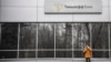 Структуры Олега Тинькова подтвердили, что обсуждают продажу банковского бизнеса "Яндексу" на сумму в $5,5 млрд