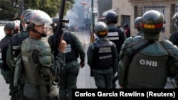 Нацгвардия готовится к разгону демонстрантов в Каракасе