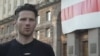 Радио Свобода: белорусского акциониста Кузьмича задержали в Париже при попытке проникнуть в Елисейский дворец 