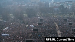 В Праге прошел массовый митинг против правительства