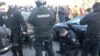 В Киеве силовики разогнали протесты у Рады против продажи земли