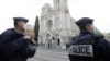 Из-за закона, который запрещает публикацию некоторых фото полицейских, во Франции протестуют, спорят в СМИ