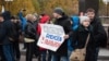 В Красноярске подростка оштрафовали на 150 тысяч рублей за надпись "Путин – вор" на автобусной остановке 