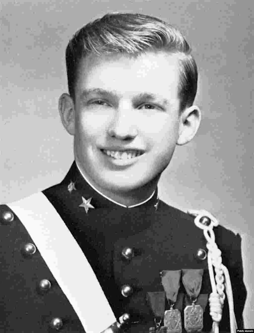 Трамп-подросток, кадет в Нью-Йоркской военной академии