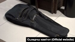 Чехол, в котором нападающий принес топор, Минск, 8 октября 2016