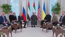 Новости: Второй день переговоров в Абу-Даби, 400 дронов и ракет по Украине 