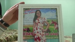 В Астане школьница провалилась в канализационный люк и погибла