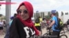 "Почему мусульманки не выщипывают брови": видеоблогер из Саратова о себе, красоте и религии