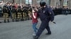 Не менее 1000 человек задержаны на акциях протеста в России