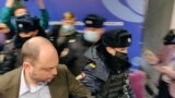 Как в Москве задержали почти 200 человек на съезде независимых депутатов. Видео