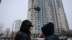 В Киеве более 400 тысяч семей остались без тепла после атаки России дронами и ракетами. Мэр Кличко призывает временно уехать из города