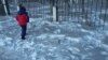 В казахстанском Темиртау выпал черный снег, жители пишут петицию дочери Назарбаева