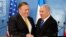 Америка: москвичи за интернет и караван иммигрантов