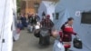 Как живут мигранты из Узбекистана в лагерях на российской границе, застрявшие там из-за коронавируса 