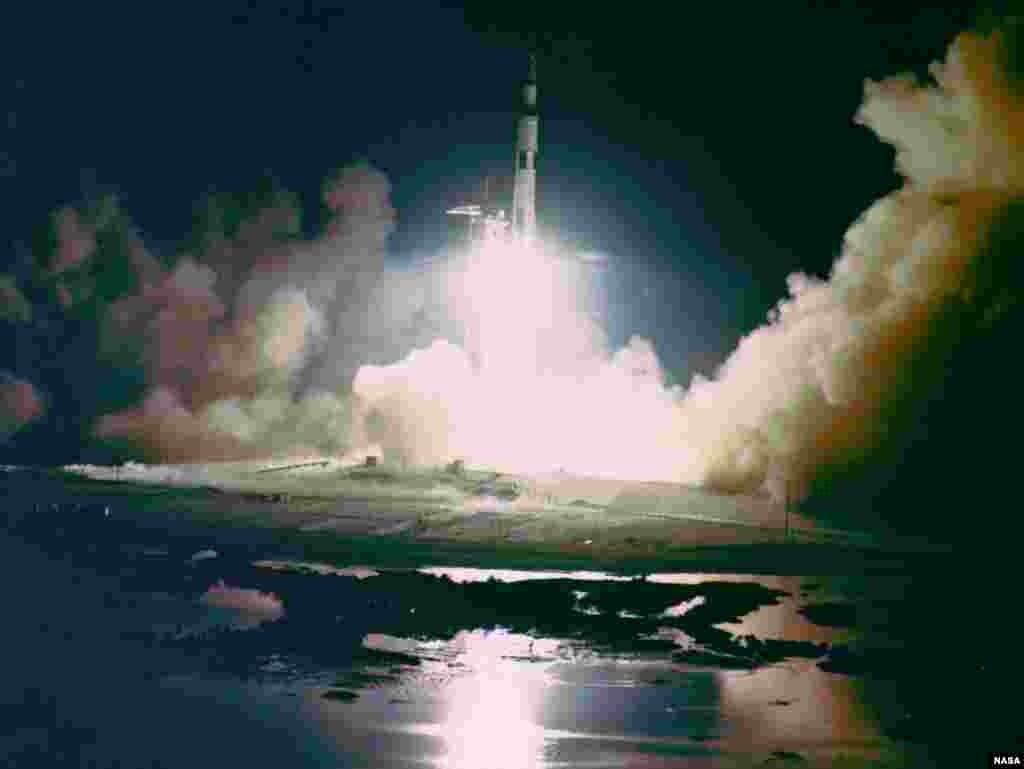Ракету миссии &quot;Аполлон-17&quot; запустили 7 декабря 1972 года