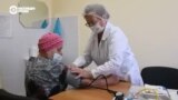 Из-за вспышки коронавируса в российских регионах не хватает медиков