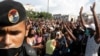 На Кубе крупнейшие протесты за 30 лет. Люди требуют доступа к вакцинам от COVID-19