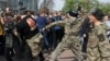 "Дождь" нашел гранты Минкульта для казаков, избивавших протестующих 5 мая
