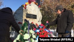 Памятник жертвам репрессий в Новосибирске
