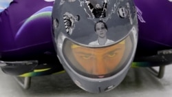 "Никакого политического подтекста! Просто изображены дети, это память!" Родные спортсменов со шлема Гераскевича благодарят его за акцию