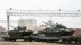Российские танки с мобилизационных складов направляются на фронт