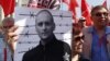 Удальцова арестовали на 10 суток за акцию в поддержку протестов в Хабаровске. Он объявил голодовку 