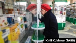 Продажа лекарств в аптеках Новосибирска, иллюстративное фото