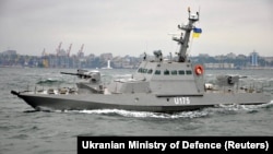 Украинский бронированный артиллерийский катер "Бердянск", захваченный в Керченском проливе. Фото 2016 года
