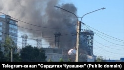 Украинские ракеты "Фламинго" атаковали завод "Прогресс" в Чебоксарах и НПЗ "Роснефти" в Самарской области 