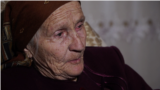 Человек на карте: 82-летняя почтальон пешком носит почту по горам в Осетии