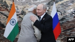 Путин и Нарендра Моди на саммите ШОС в Бишкеке