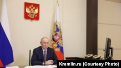 Путин на совещании с правительством "по вопросам социально-экономического развития Крыма и Севастополя" (регионы аннексированы Россией), 18 марта 2026 года
