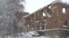 "Нематериальная хата" в Донбассе: разрушенное обстрелами жилье не ремонтируют и не платят за него деньги 