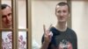 Адвокат: Кольченко прекратил голодовку, "он стал падать в обморок"