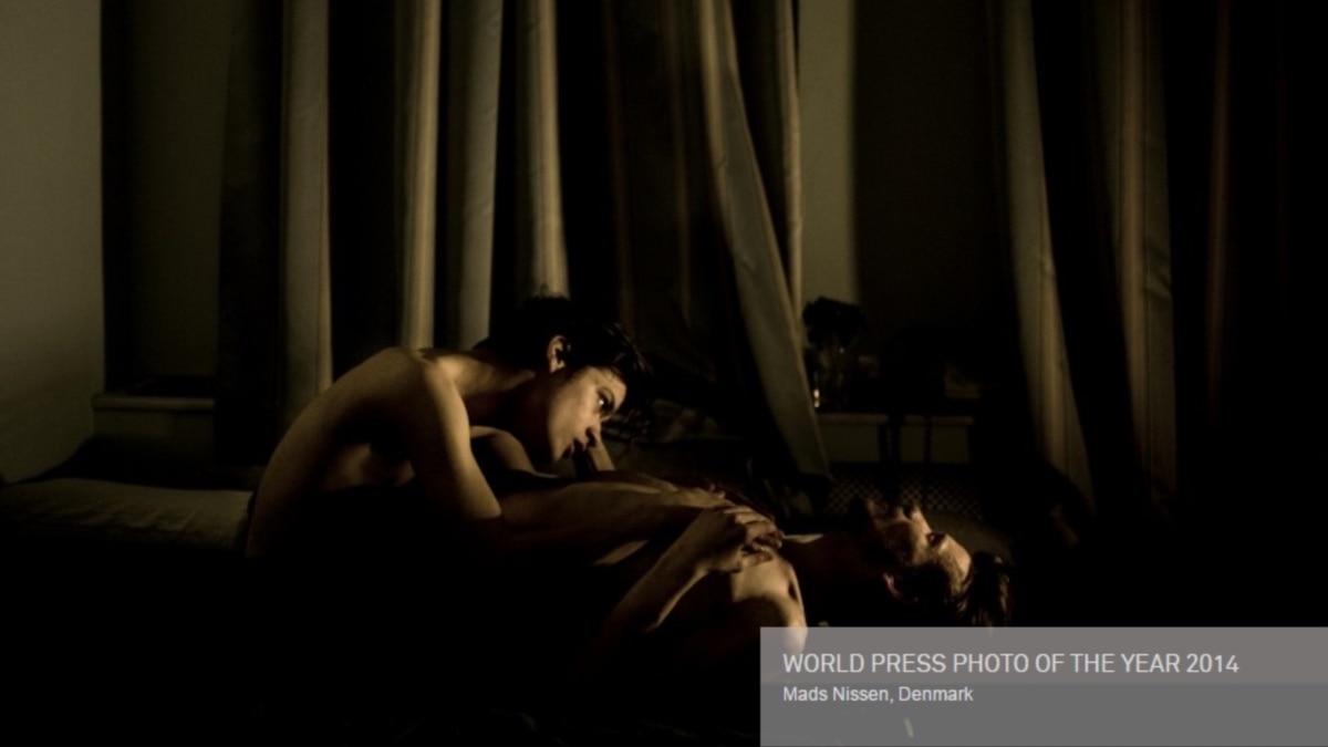Снимок петербургской гей-пары победил на World Press Photo