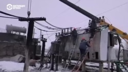 "Я научилась жить в условиях войны". ЧС в энергетике из-за ударов России по Украине: что происходит в Киеве и во Львове