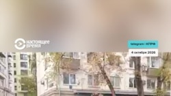 "Долой царя!" Массовые задержания на согласованной акции КПРФ в честь годовщины штурма Белого дома