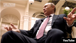 Кадр из фильма "Интервью Путина"