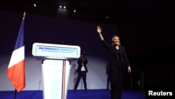Лидер крайне правого "Национального объединения" Марин Ле Пен избрана депутатом Национального собрания Франции по итогам первого тура