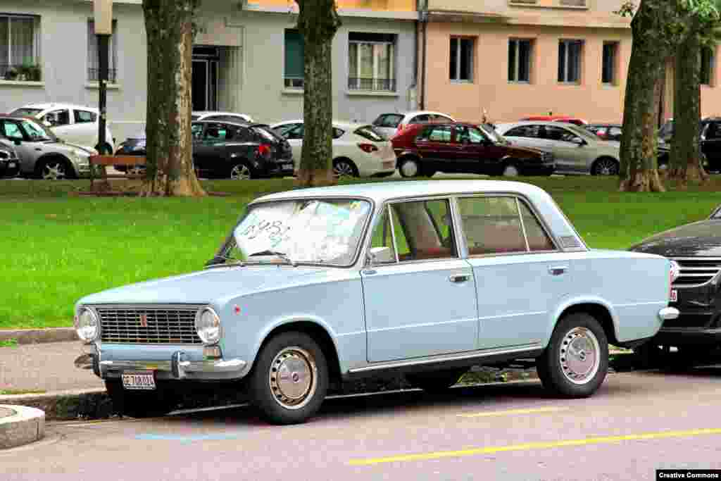Итальянский Fiat 124 в 1967 году получил в Европе престижную награду &quot;Автомобиль года&quot;. Но настоящая слава к модели пришла годом ранее, с подписанием &quot;сделки века&quot;, когда Fiat и СССР договорятся о создании одного из крупнейших в России автозаводов
