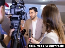 Фото Сохраба Гайрата, которое он просил "использовать в новостях". Источник: фейсбук