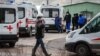 "Медсестра попросила меня оставаться дома". Что происходит с бывшими пациентами больницы №1 в Екатеринбурге