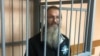 В Хабаровске на 10 суток арестовали священника Винарского из-за участия в пикете