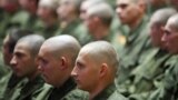 Российских солдат-срочников всё чаще заставляют становиться контрактниками
