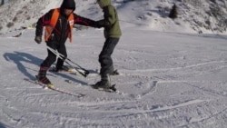 Горные лыжи без преград. Как инициатива казахстанцев сплотила родителей и детей с особенностями развития