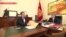"Мы предупреждаем, что президент переходит красную черту"