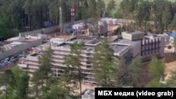 Секретная стройка возле дачи Путина в Ново-Огарево