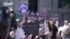 Женский марш в Вашингтоне: участники требуют права на аборт