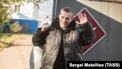 Избитый сотрудниками Ярославского УФСИН Евгений Макаров вышел на свободу, 2 октября 2018 года. Фото: ТАСС