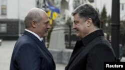 Петр Порошенко и Александр Лукашенко, Киев 21 декабря 2014